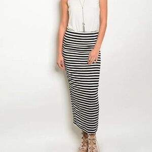 *Clearance* Hourglass Lilly Striped Skirt